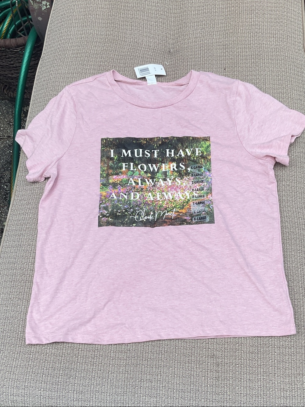 Pink Graphic Short Sleeve Tee - I Must Have Flowers